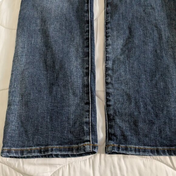 CAbi Straight Button-Fly Jeans Women's 8 Distressed Blue Dark Wash Denim #6068 - Picture 11 of 15